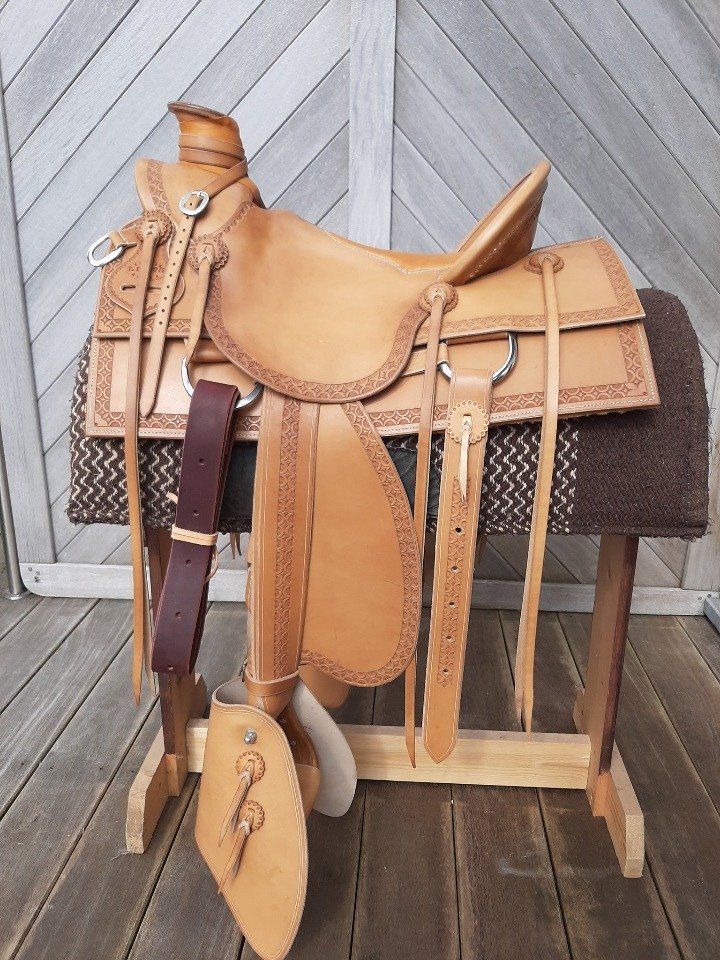 Selle Wade Vaqueros 15.5 pouces — skirts carrés et tapaderos