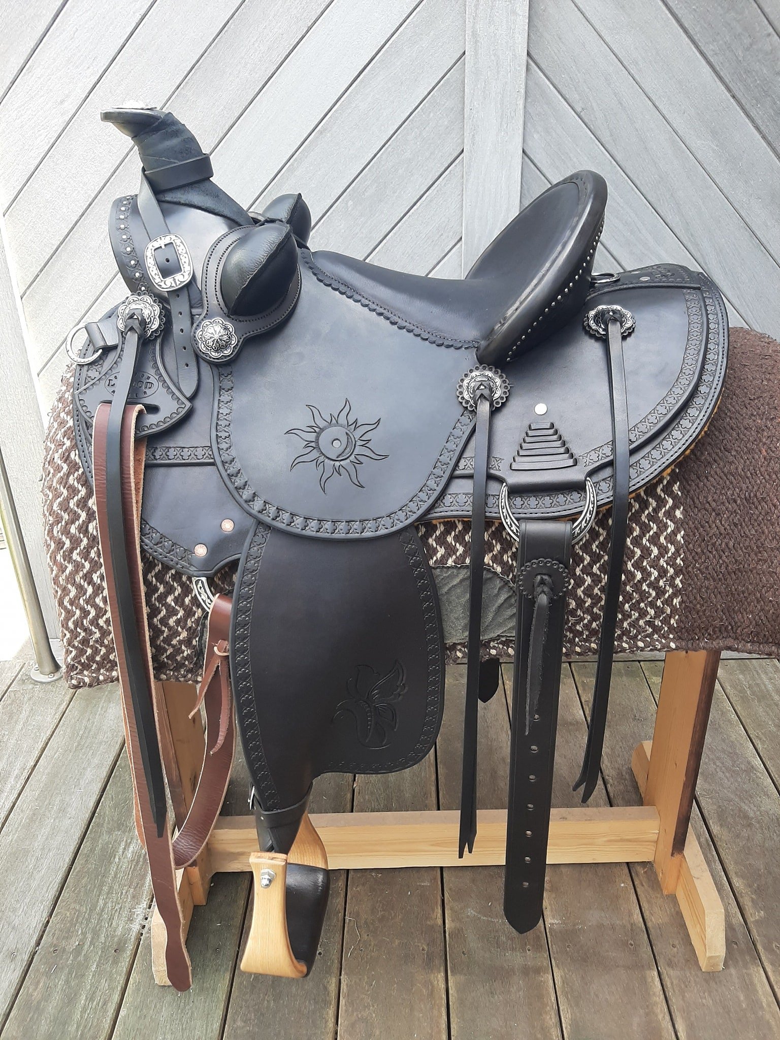 Selle Wade Visalia western 15 pouces couleur noire
